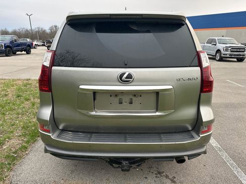 Used 2021 Lexus GX 460 Premium w/ Accessory Package image 16