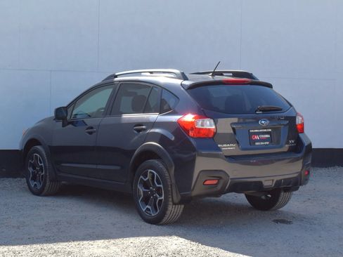 Used 2014 Subaru Crosstrek 2.0i Premium w/ Moonroof Package AWD/4WD image 5