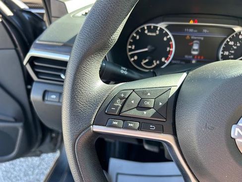 Used 2023 Nissan Altima 2.5 SV image 22