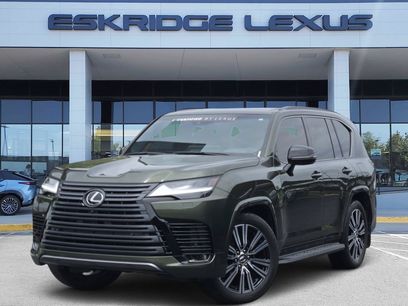 Used 2023 Lexus LX 600 4WD w/ Appearance Package
