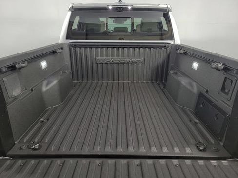 Used 2025 Toyota Tacoma Limited AWD/4WD image 22