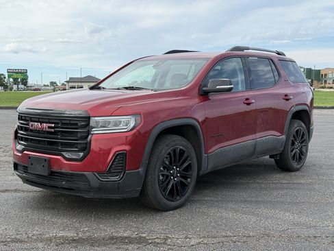 Used 2023 GMC Acadia SLE w/ Driver Convenience Package AWD/4WD image 7