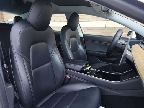 Used 2019 Tesla Model 3 Long Range AWD/4WD image 27