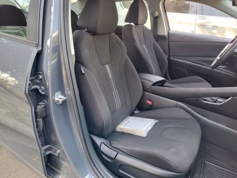 Used 2023 Hyundai Elantra SEL w/ Convenience Package FWD image 29