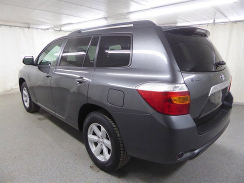 Used 2010 Toyota Highlander SE image 5
