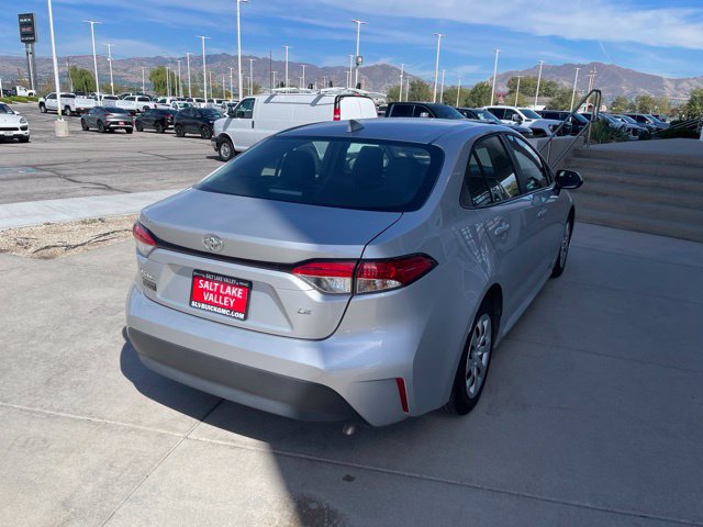 Used 2025 Toyota Corolla LE FWD image 5