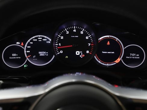 Used 2021 Porsche Cayenne w/ Premium Package Plus image 26