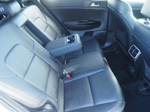 Used 2019 Kia Sportage EX image 20