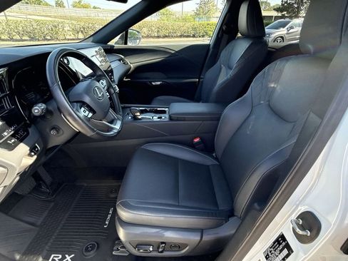 Used 2025 Lexus RX 350 Premium image 30