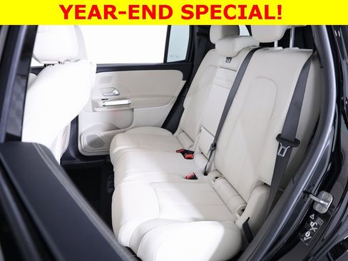 Certified 2025 Mercedes-Benz GLB 250 4MATIC image 38