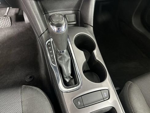 Used 2019 Chevrolet Cruze LT FWD image 18