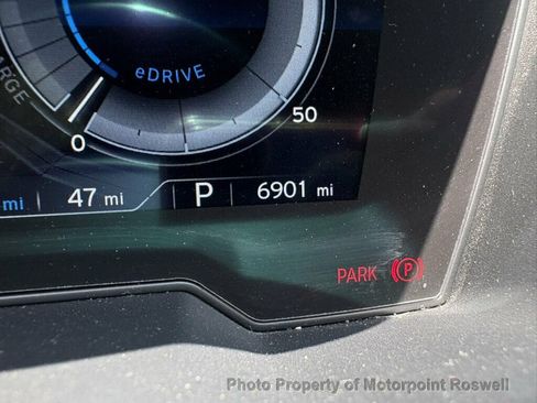 Used 2019 BMW i8 Roadster AWD/4WD image 23