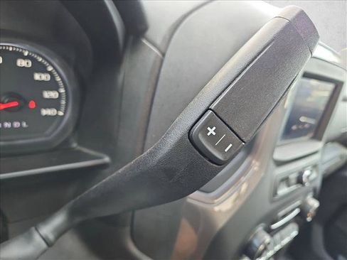 Certified 2021 Chevrolet Silverado 1500 Custom RWD image 18