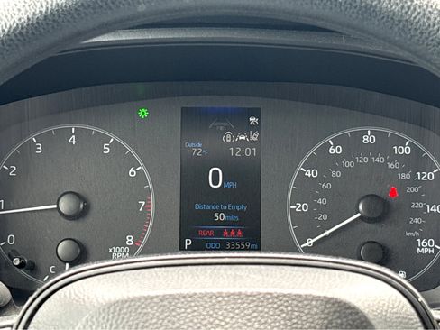 Used 2024 Toyota Corolla LE FWD image 4