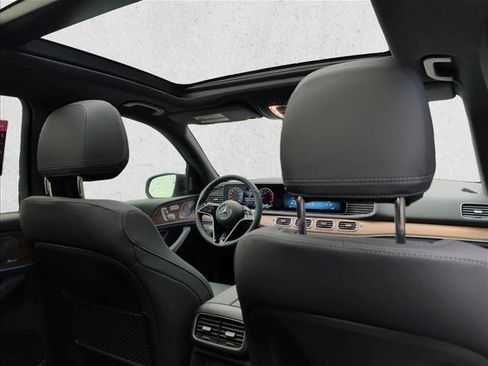 Certified 2025 Mercedes-Benz GLE 450 4MATIC image 18
