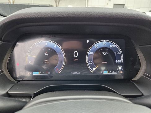 Used 2025 Jeep Grand Cherokee Altitude image 20