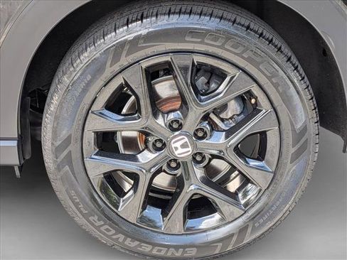 Used 2024 Honda HR-V Sport image 22
