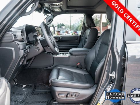Used 2025 Toyota Land Cruiser image 26