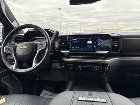 Used 2024 Chevrolet Silverado 2500 High Country image 15