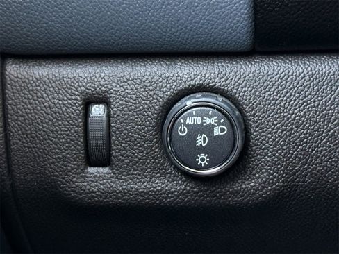 Used 2021 Chevrolet Colorado Z71 image 22