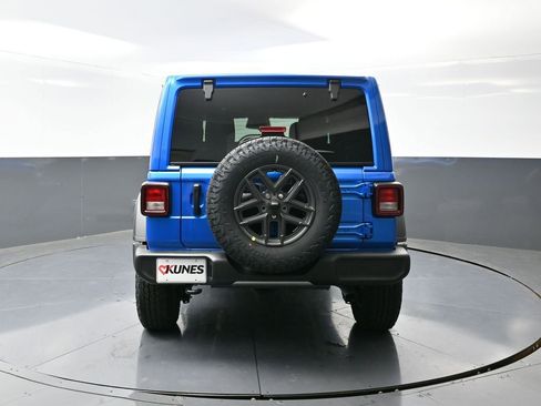 New 2026 Jeep Wrangler Sport S image 12