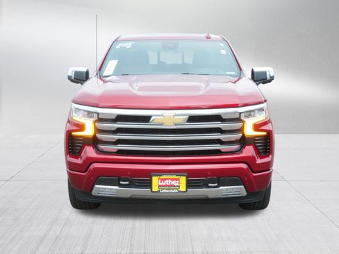 Certified 2025 Chevrolet Silverado 1500 High Country AWD/4WD image 2