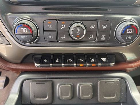 Used 2018 Chevrolet Silverado 3500 High Country w/ Duramax Plus Package AWD/4WD image 21