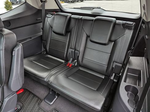 Used 2023 Volkswagen Atlas SE w/ Panoramic Sunroof Package AWD/4WD image 42
