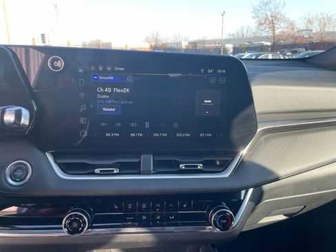 Used 2025 Chevrolet Equinox LT image 21