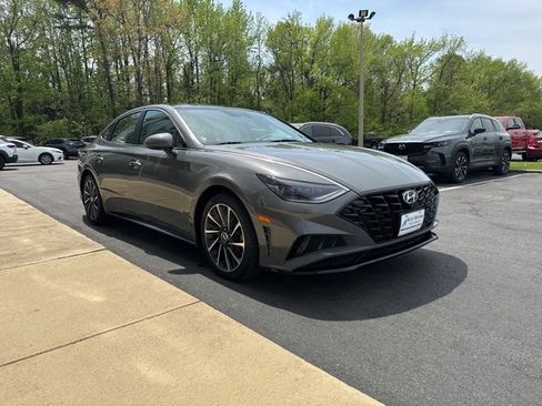 Used 2022 Hyundai Sonata Limited image 6