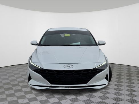 Used 2023 Hyundai Elantra SEL w/ Convenience Package image 19