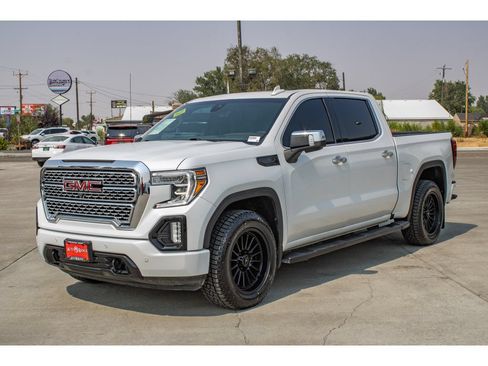 Used 2021 GMC Sierra 1500 Denali w/ Technology Package AWD/4WD image 4