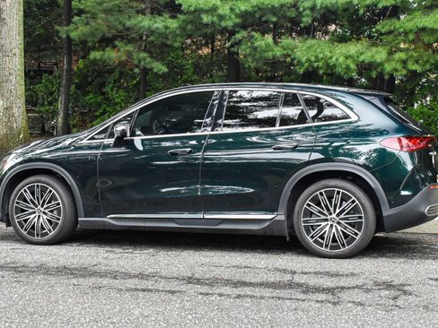 Used 2023 Mercedes-Benz EQE 500 4MATIC SUV image 4