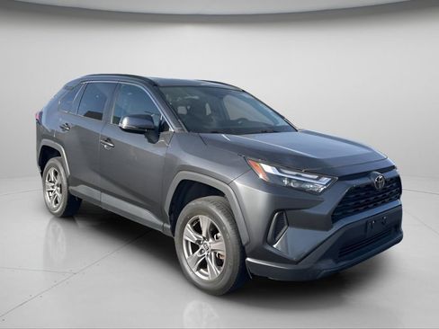 Used 2023 Toyota RAV4 XLE image 2