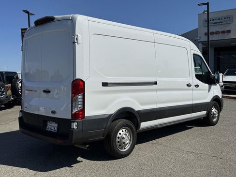 Used 2023 Ford Transit 250 Medium Roof AWD w/ Load Area Protection Package image 6