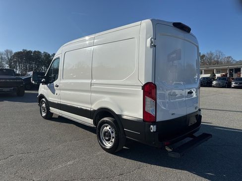 Used 2020 Ford Transit 250 Medium Roof image 3