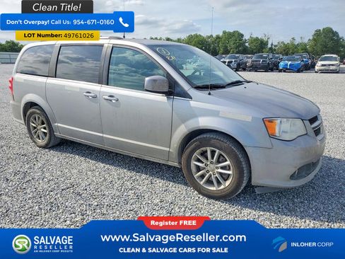 Used 2020 Dodge Grand Caravan SXT FWD image 5