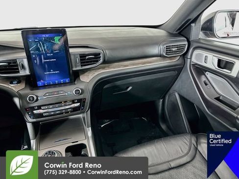 Used 2020 Ford Explorer Platinum w/ Premium Technology Package AWD/4WD image 29