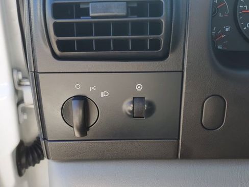 Used 2006 Ford F250 XL image 22