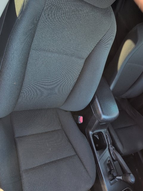 Used 2016 Toyota RAV4 LE AWD/4WD image 9