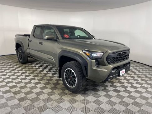 New 2026 Toyota Tacoma TRD Off-Road w/ TRD Off Road Premium Package image 7