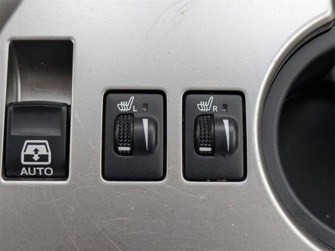 Used 2017 Toyota 4Runner SR5 Premium image 26