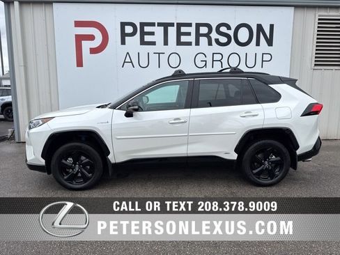 Used 2020 Toyota RAV4 XSE w/ XSE Grade Weather Package image 6