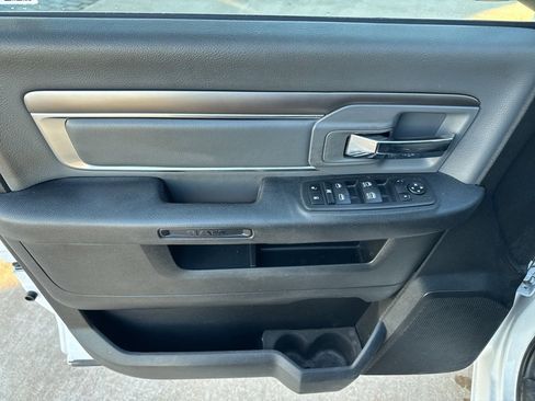 Used 2023 RAM 1500 Classic SLT w/ Electronics Group image 17