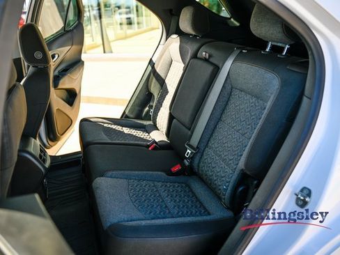 Used 2023 Chevrolet Equinox LT w/ LPO, Floor Liner Package image 11