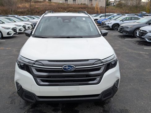 New 2025 Subaru Forester Limited image 5