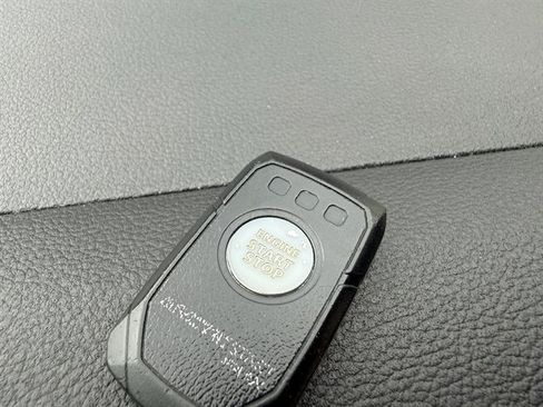 Used 2018 Ford Escape SEL image 44