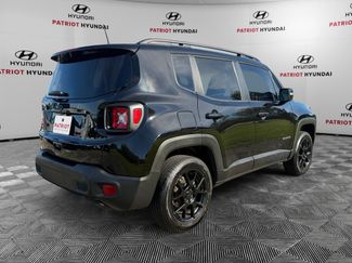Used 2020 Jeep Renegade Altitude AWD/4WD video 3
