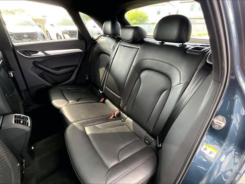 Used 2018 Audi Q3 2.0T Premium w/ Convenience Package FWD image 20