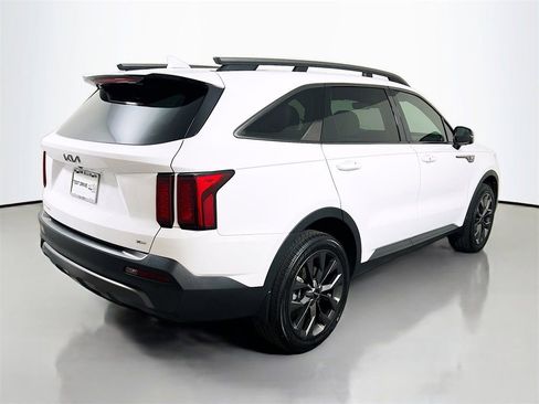 Used 2023 Kia Sorento X-Line EX image 7